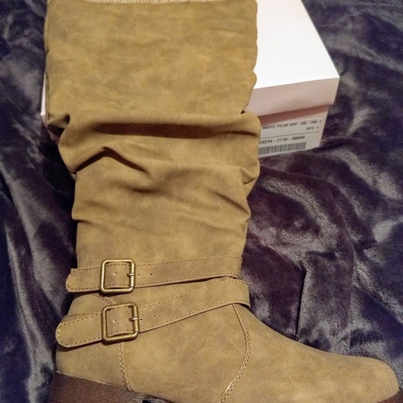 BRAND NEW Women's Tan knee high boots - Picture 3 of 4